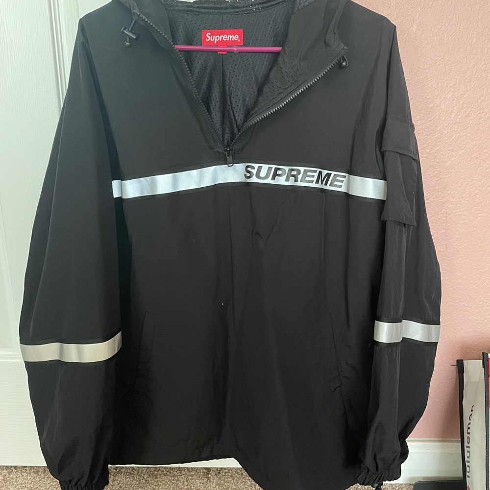 Supreme Jacket - Picture 1 of 12